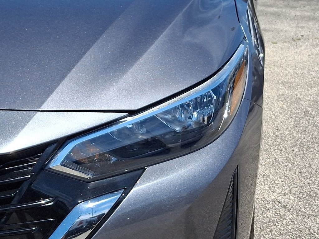 Used 2024 Nissan Sentra SV FWD image 11