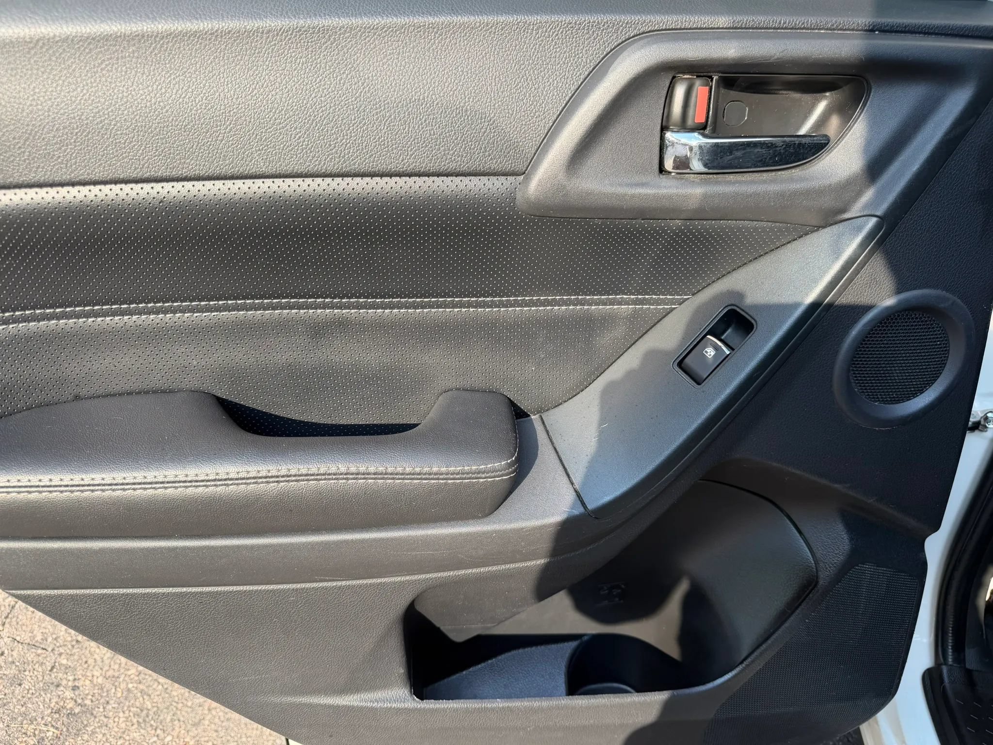 Used 2018 Subaru Forester 2.5i Touring w/ Popular Package #3B AWD/4WD image 18