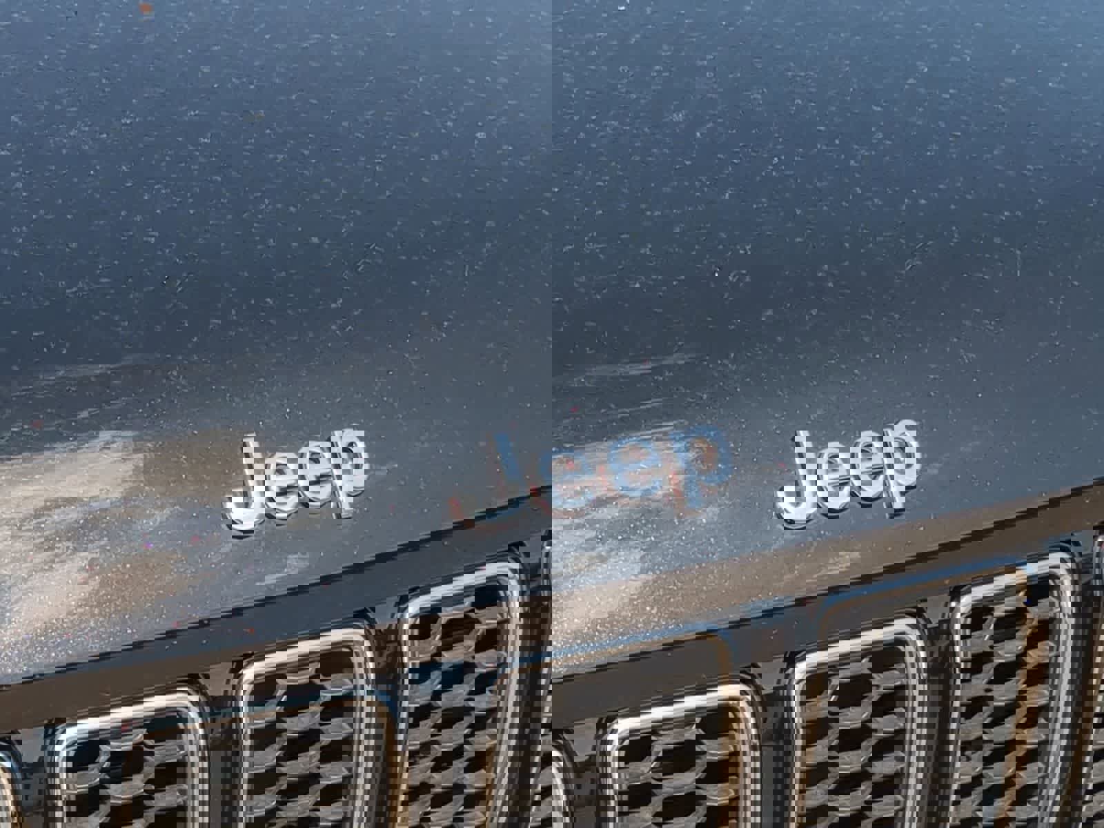 Certified 2022 Jeep Grand Cherokee L Overland AWD/4WD image 12