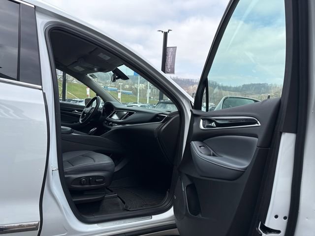 Used 2020 Buick Enclave Essence w/ Sound and Sites Package image 28