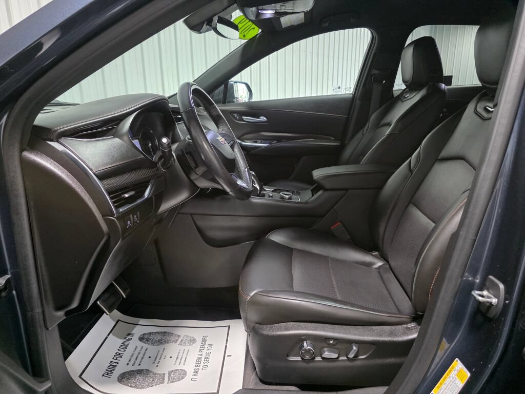 Used 2019 Cadillac XT4 Sport AWD/4WD image 9