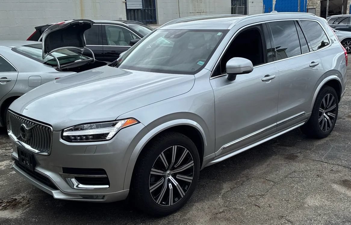 Used 2022 Volvo XC90 T6 Inscription AWD/4WD image 1