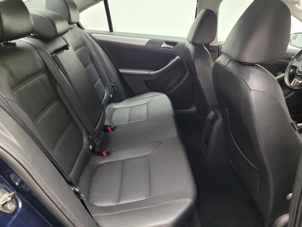 Used 2013 Volkswagen Jetta SE image 19