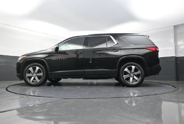 Used 2020 Chevrolet Traverse LT w/ LT Premium Package AWD/4WD image 35