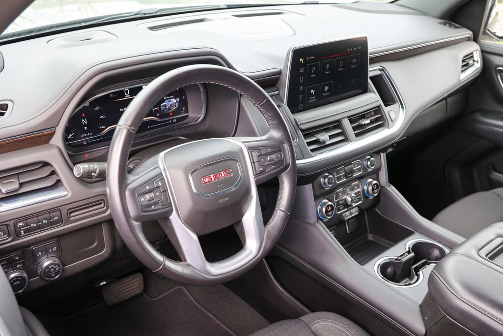 Used 2022 GMC Yukon SLE w/ Gmc Pro Safety Plus Package AWD/4WD image 4