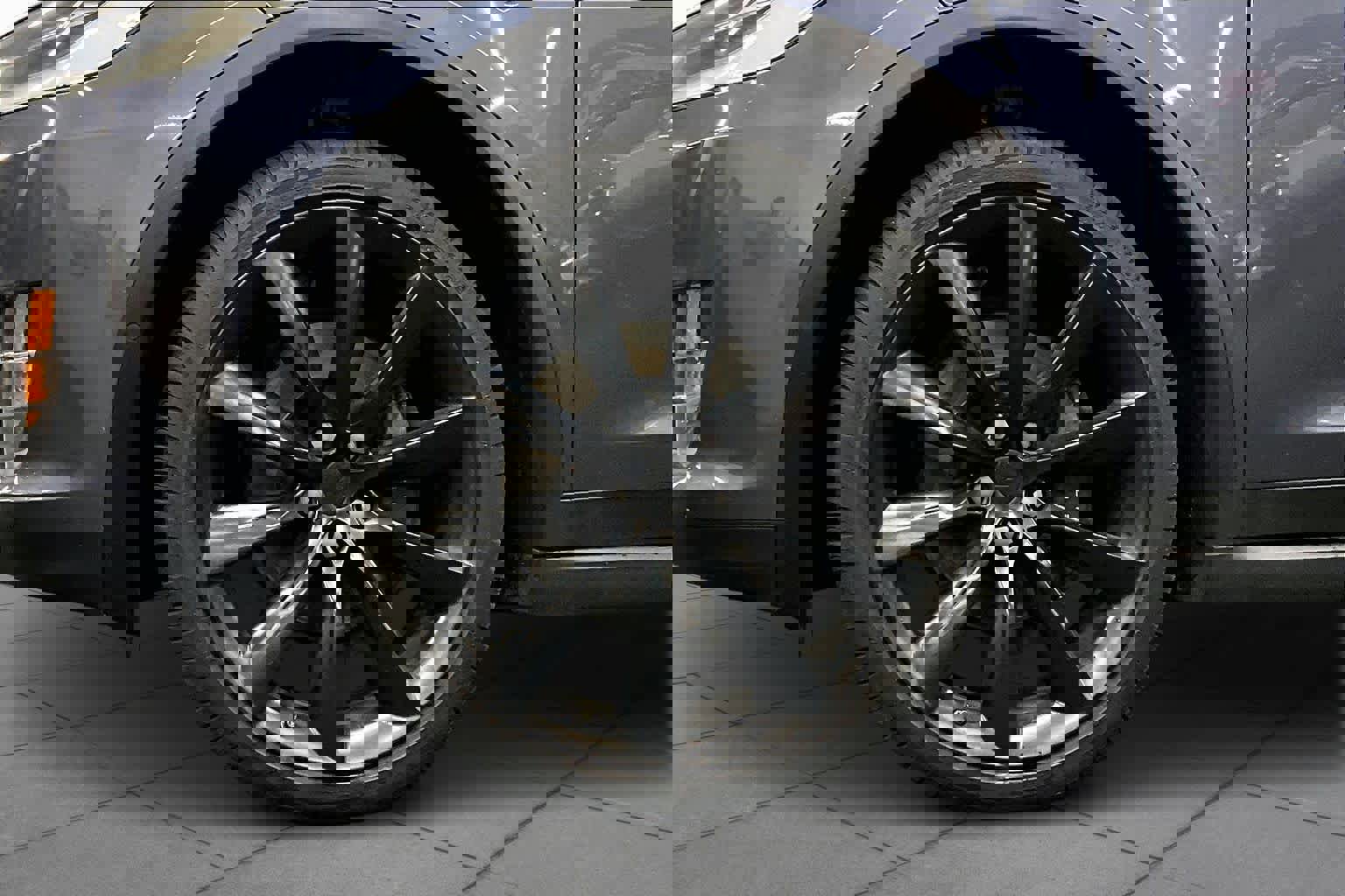 Used 2021 Tesla Model X Long Range image 10