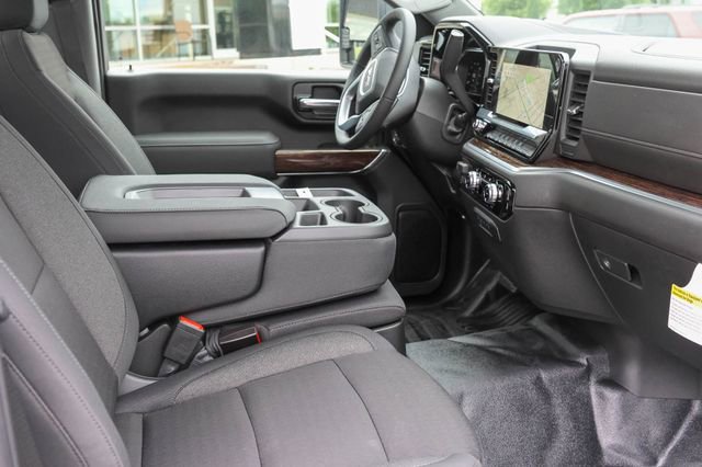 New 2026 GMC Sierra 3500 SLE AWD/4WD image 16