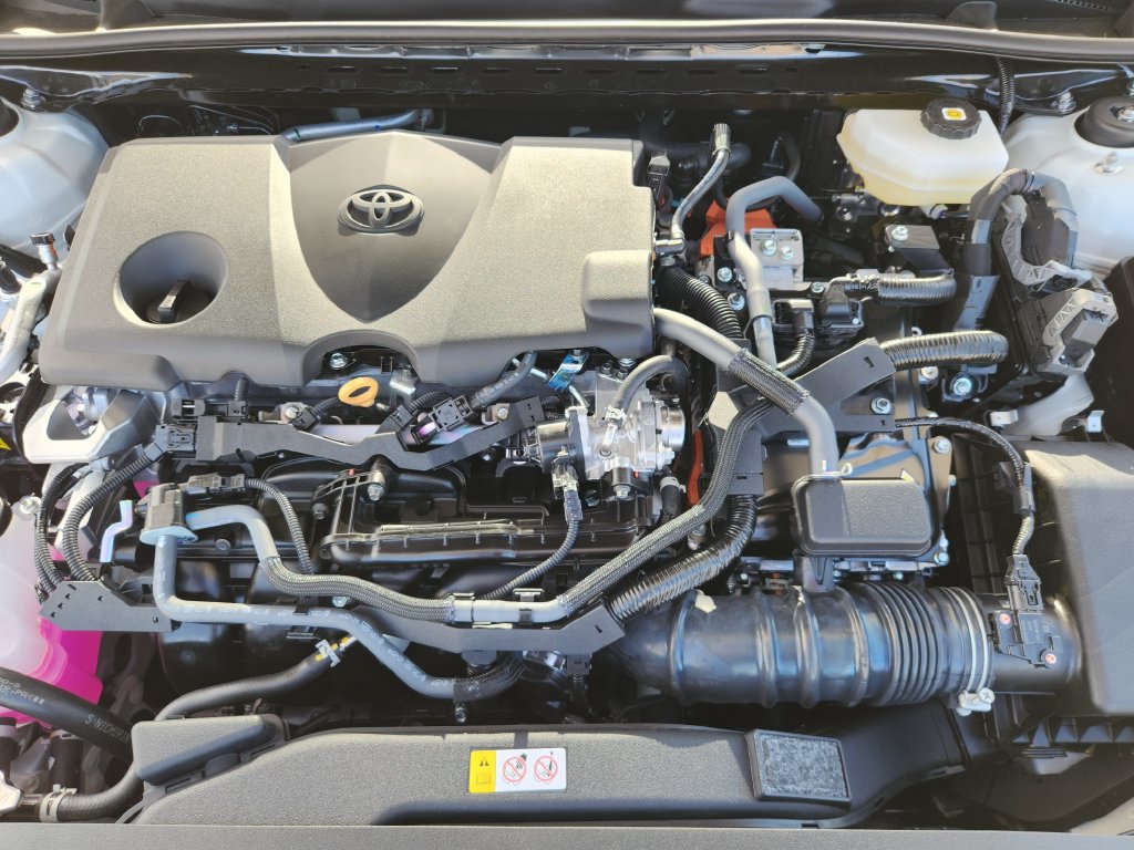 New 2026 Toyota Camry Hybrid FWD image 22