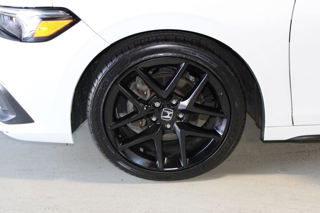 Used 2023 Honda Civic Sport image 6