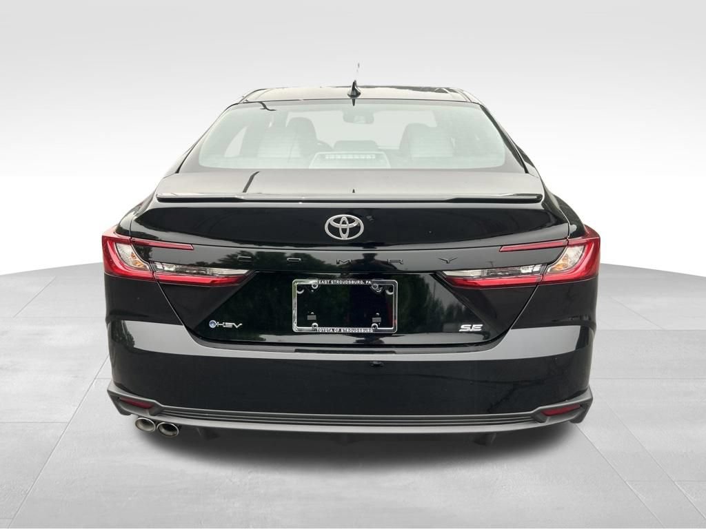 Certified 2026 Toyota Camry SE w/ Convenience Package FWD image 4