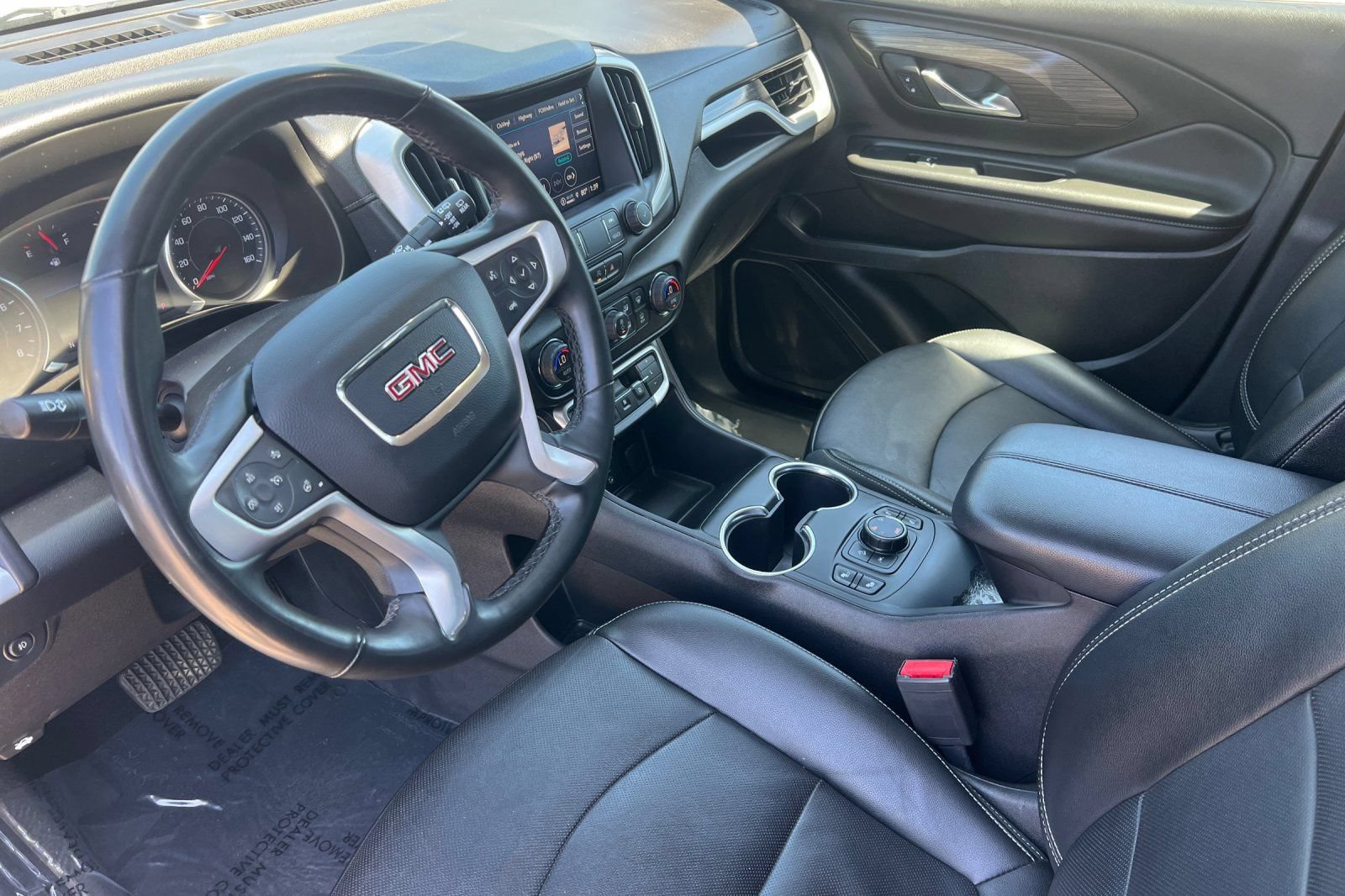 Used 2024 GMC Terrain SLT AWD/4WD image 10