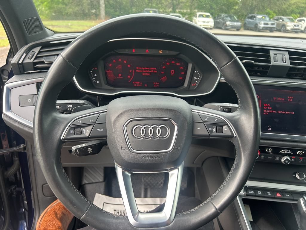 Used 2021 Audi Q3 2.0T Premium w/ Convenience Package AWD/4WD image 17