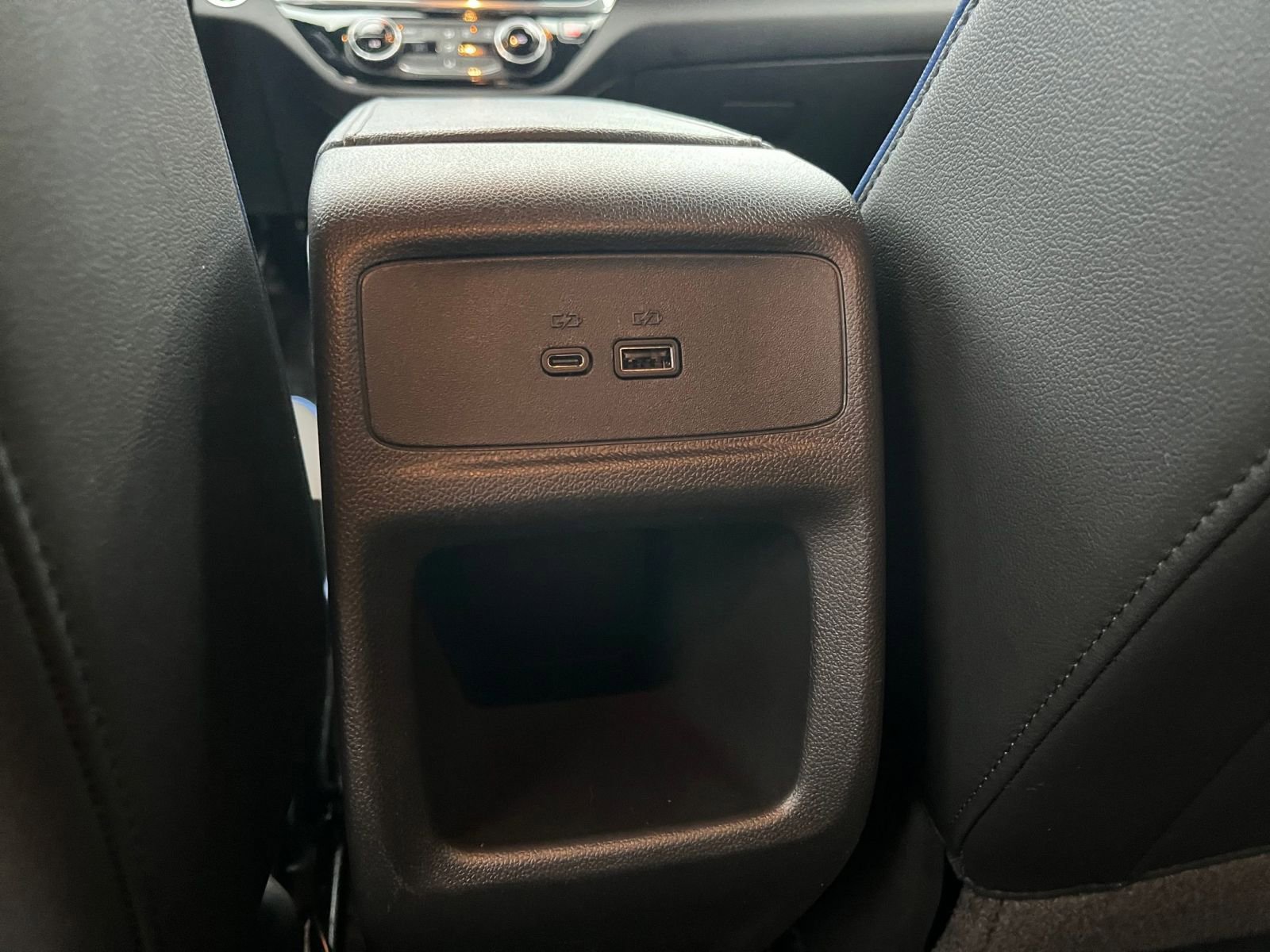 Used 2025 Buick Envista Sport Touring image 23