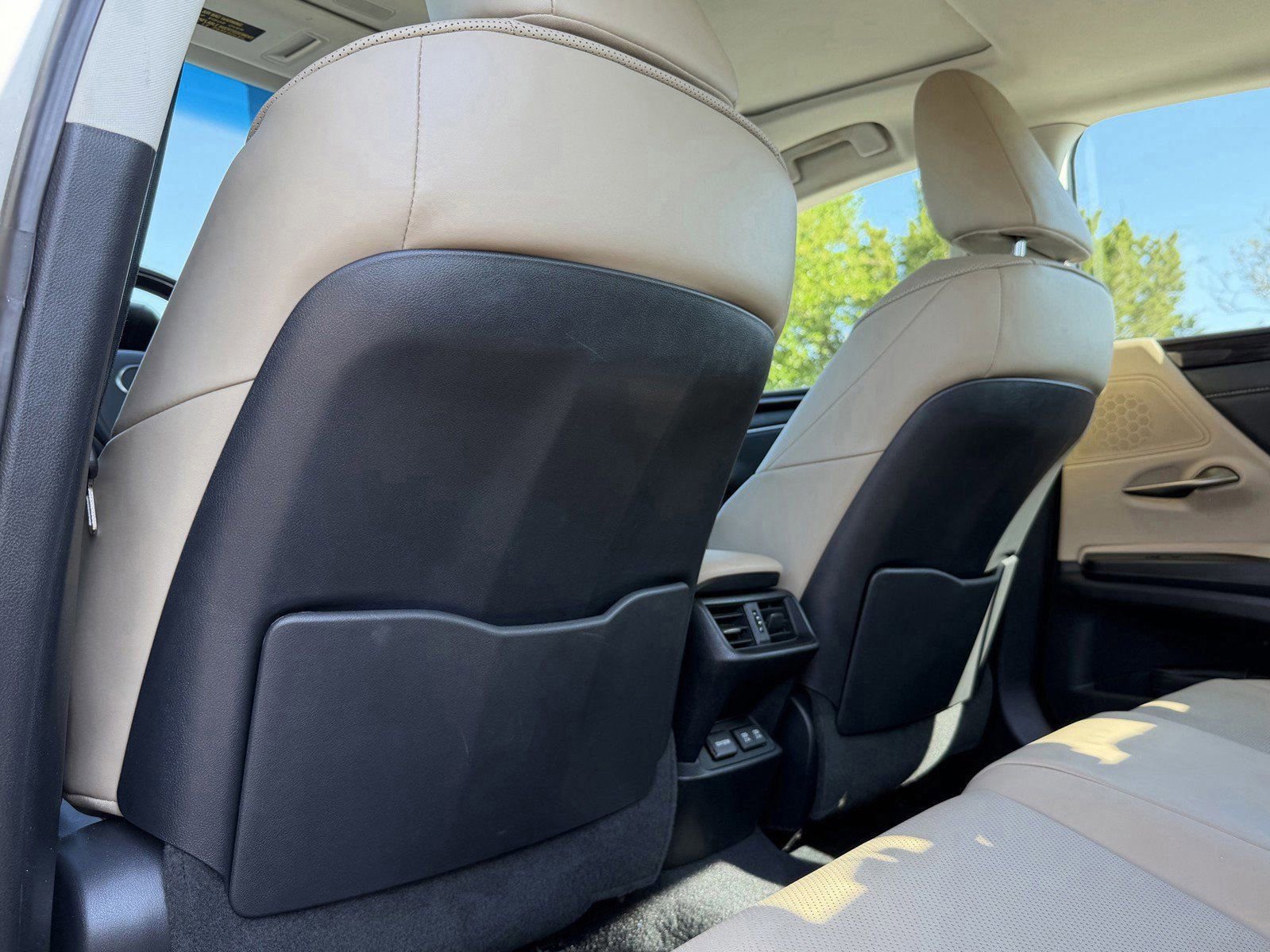 Used 2019 Lexus ES 350 w/ Premium Package image 17