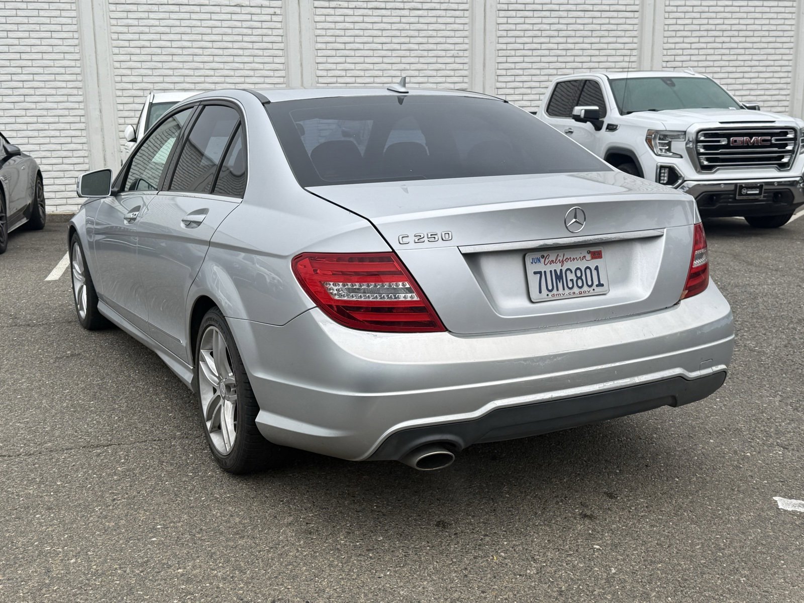 Used 2013 Mercedes-Benz C 250 Sedan image 3