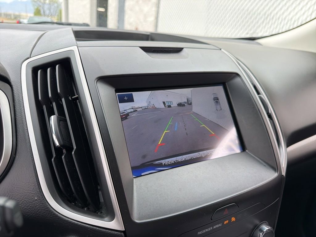 Used 2020 Ford Edge SEL image 15