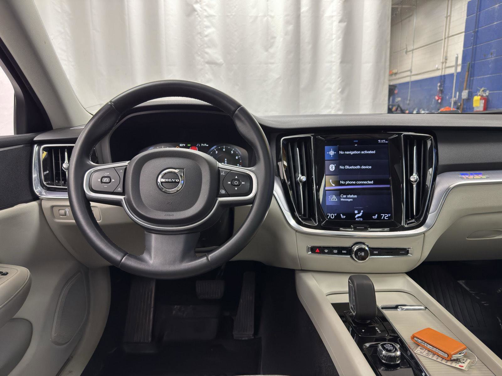 Used 2022 Volvo S60 B5 Momentum AWD/4WD image 31