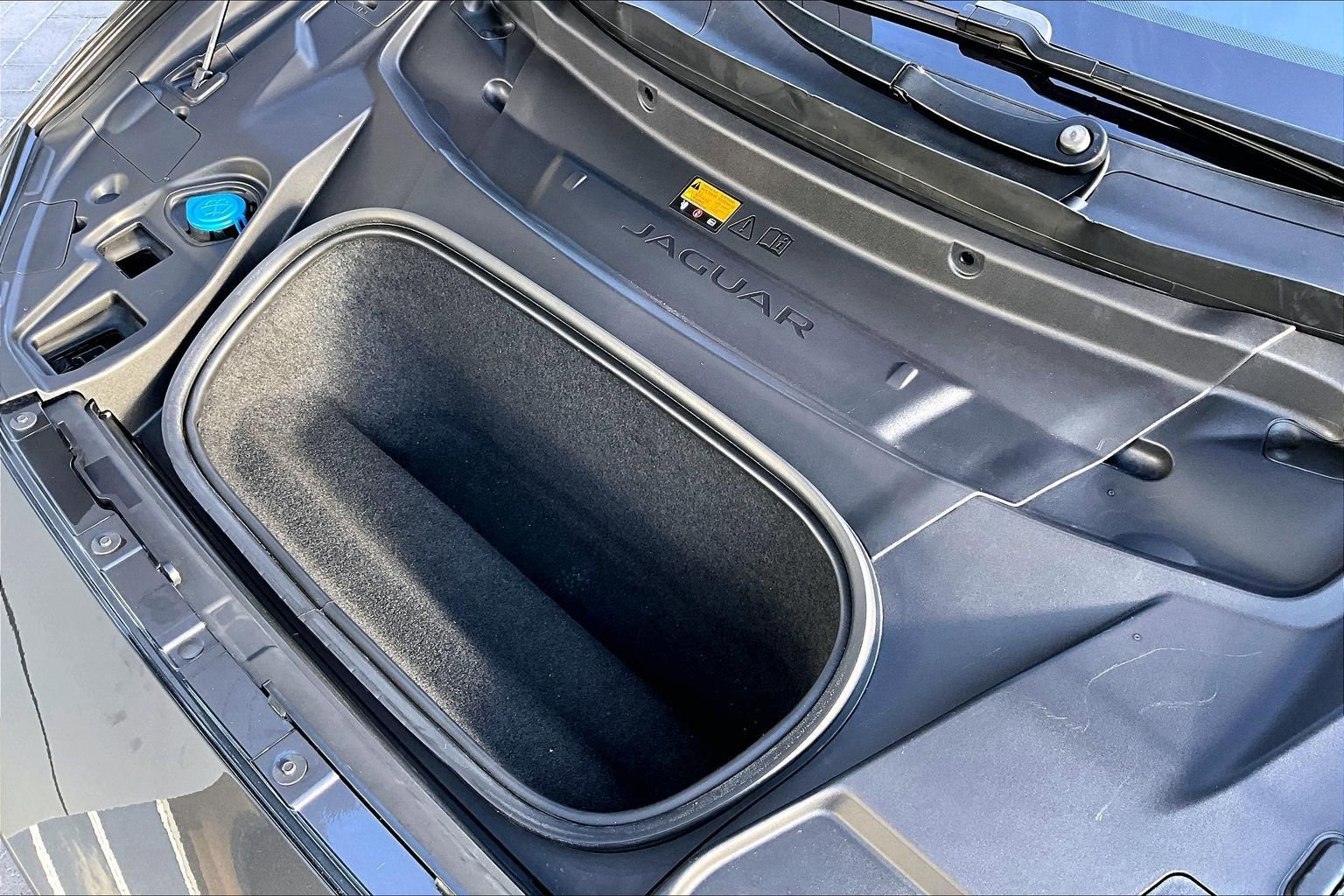 Used 2024 Jaguar I-PACE R-Dynamic HSE image 30