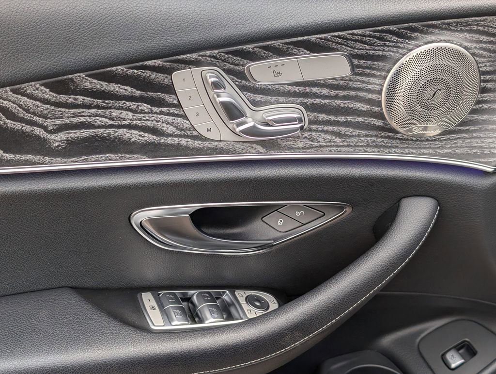 Used 2021 Mercedes-Benz E 350 4MATIC Sedan image 29