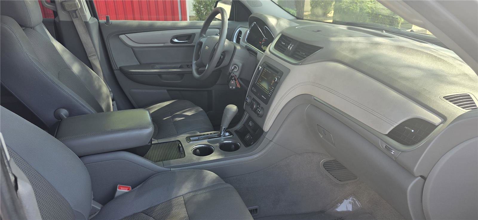 Used 2015 Chevrolet Traverse LS FWD image 20