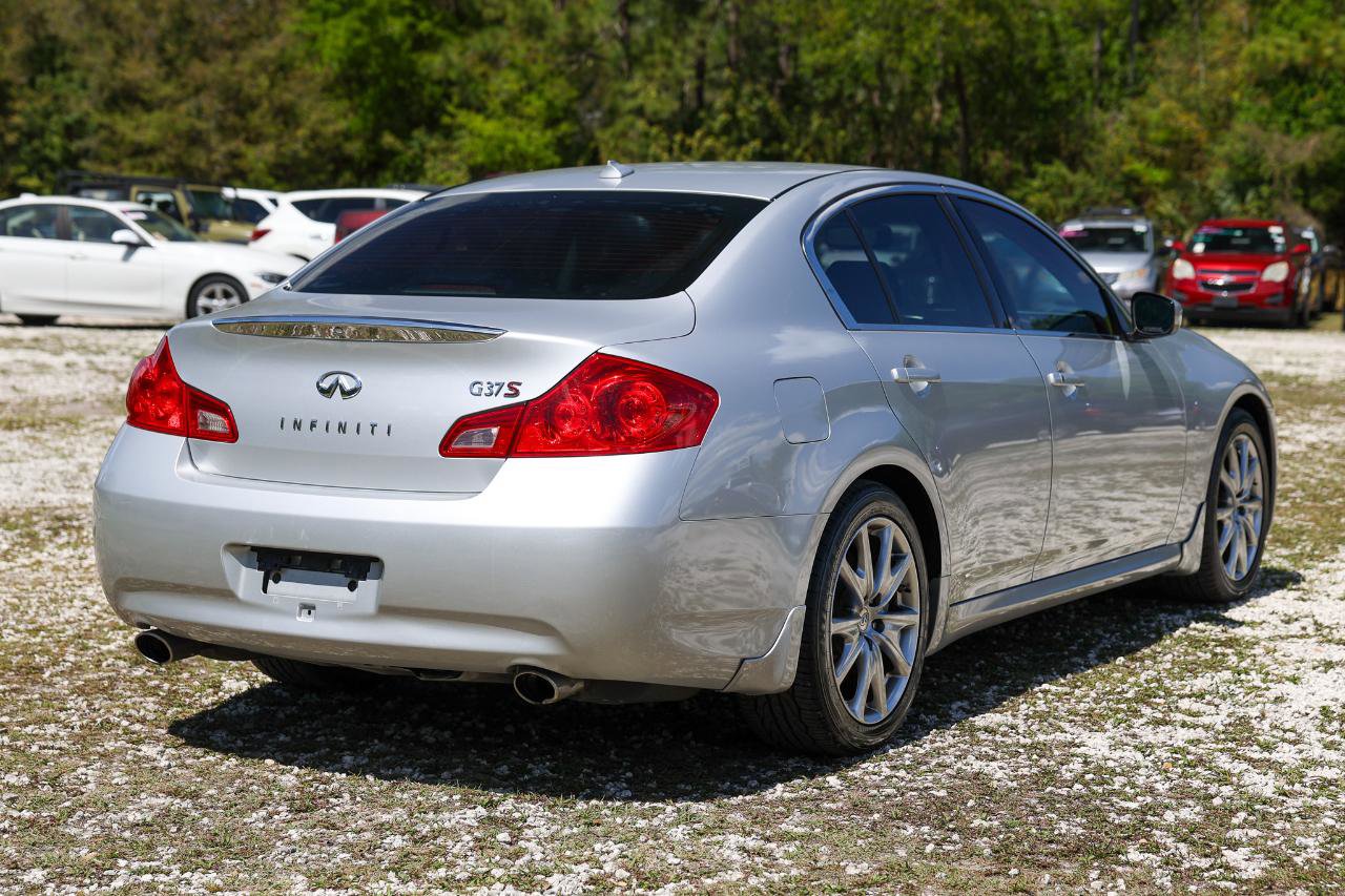 Used 2009 INFINITI G37 Journey w/ Premium Pkg image 11