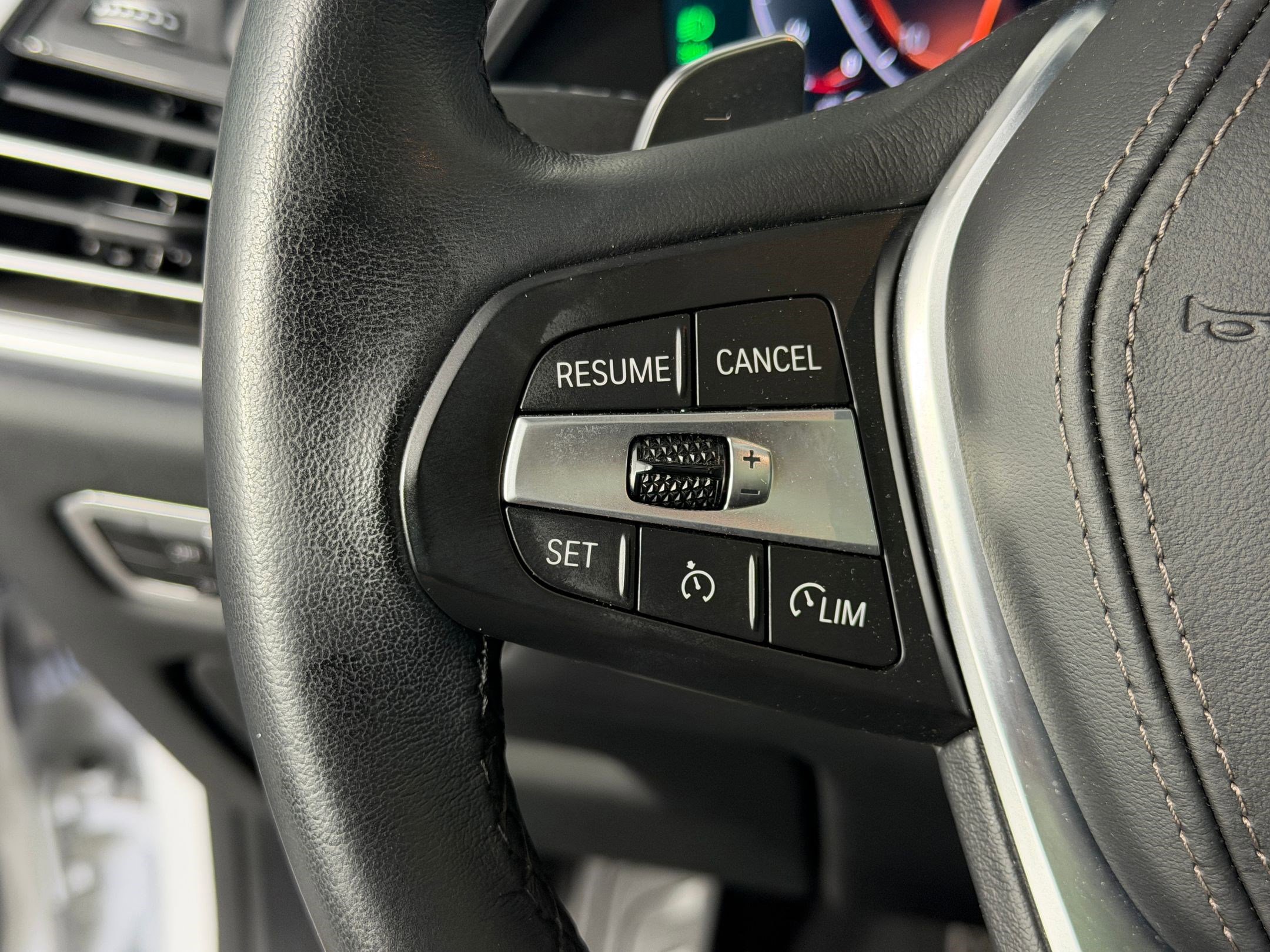 Used 2023 BMW X5 sDrive40i RWD image 17
