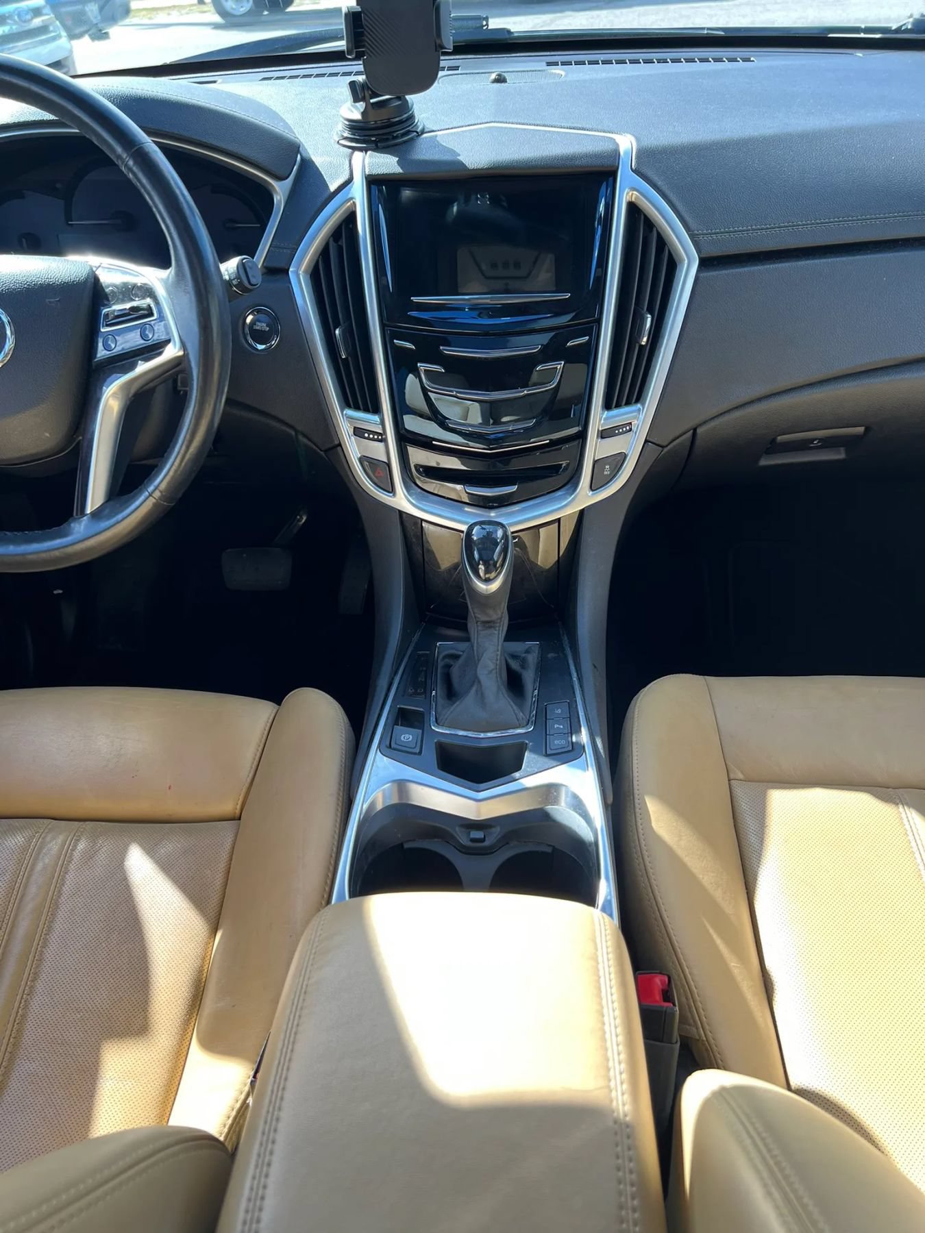 Used 2014 Cadillac SRX Luxury w/ Driver Awareness Package AWD/4WD image 13