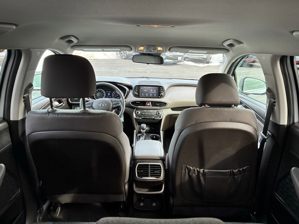 Used 2020 Hyundai Santa Fe SE image 13