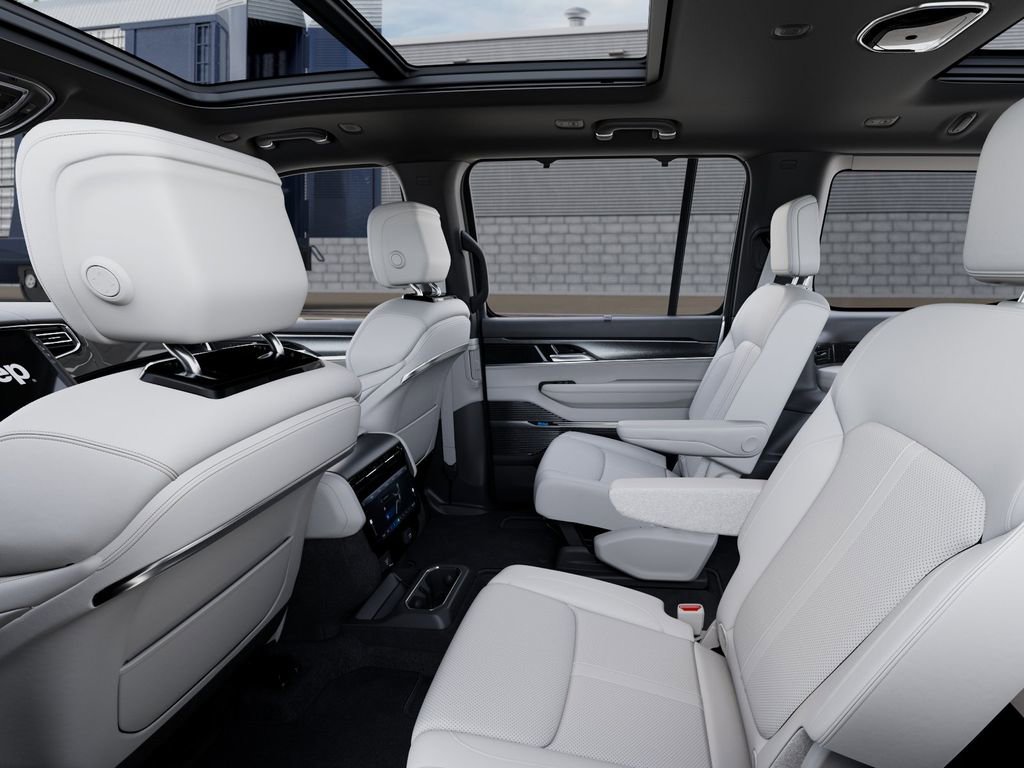 New 2026 Jeep Grand Wagoneer Summit w/ Premium Group III AWD/4WD image 24
