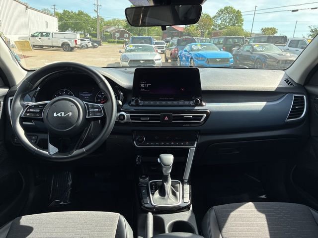 Used 2023 Kia Seltos S w/ Navigation Package image 20
