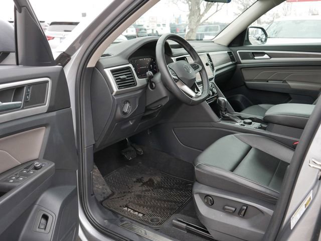 Certified 2022 Volkswagen Atlas SE w/ Panoramic Sunroof Package image 12