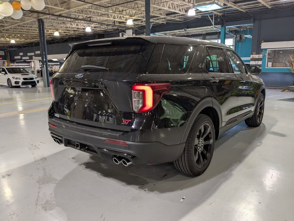 Used 2022 Ford Explorer ST w/ ST Street Pack AWD/4WD image 7