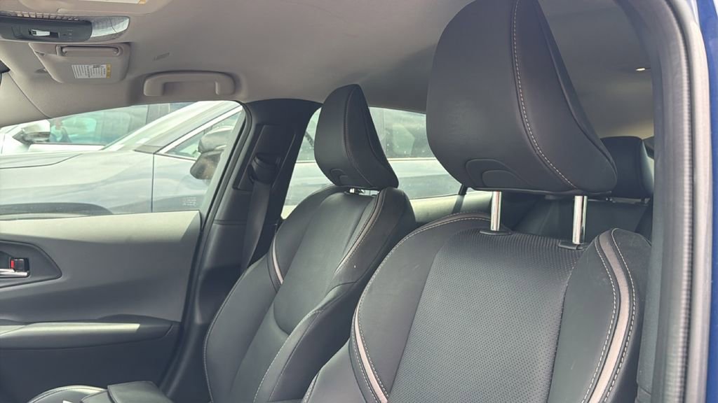 Used 2024 Toyota Prius XLE FWD image 10