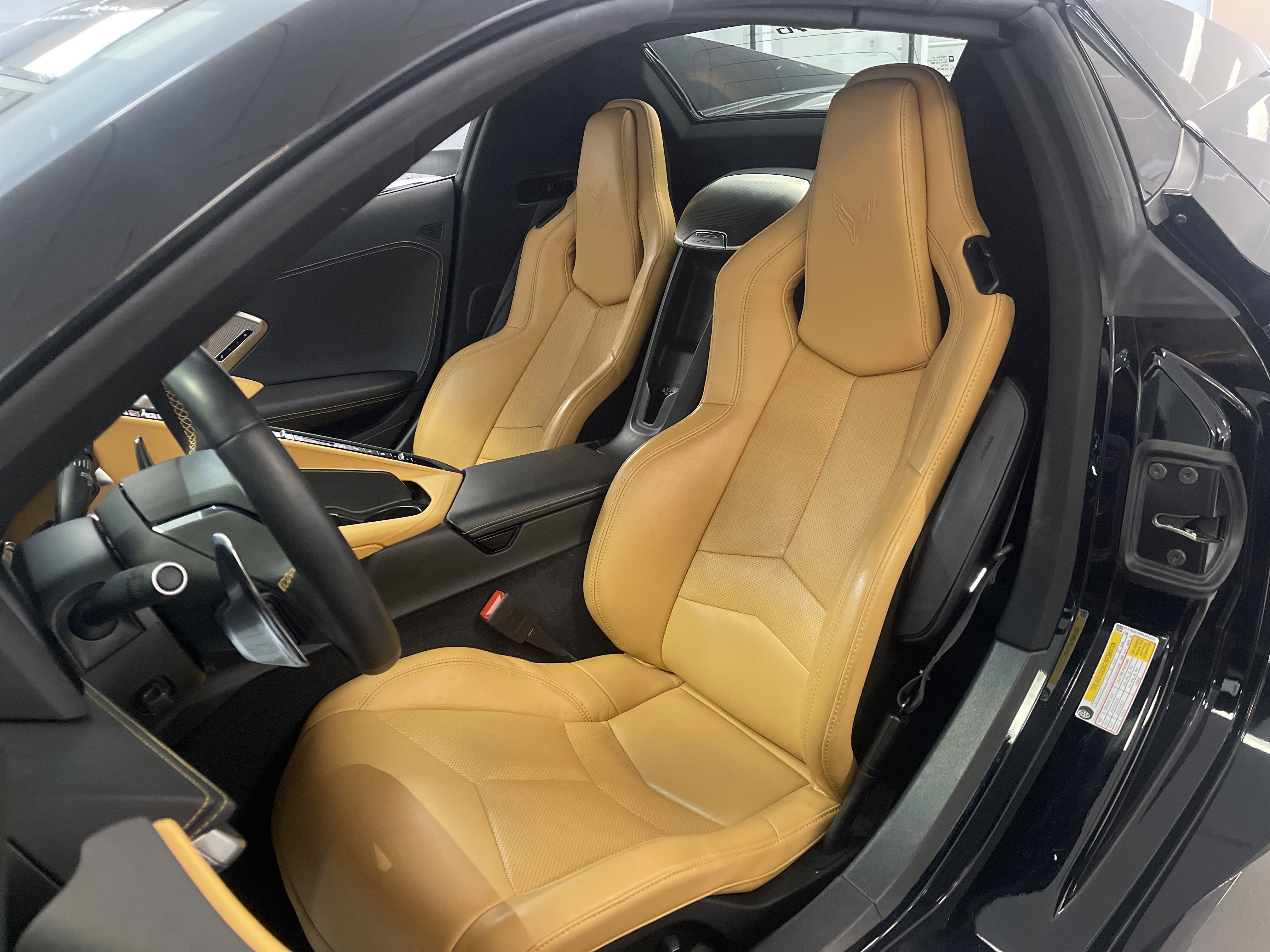 Used 2023 Chevrolet Corvette Stingray Preferred Conv w/ Chrome Exterior Badge Package image 11