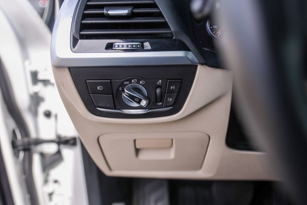 Used 2019 BMW X3 xDrive30i w/ Executive Package image 15