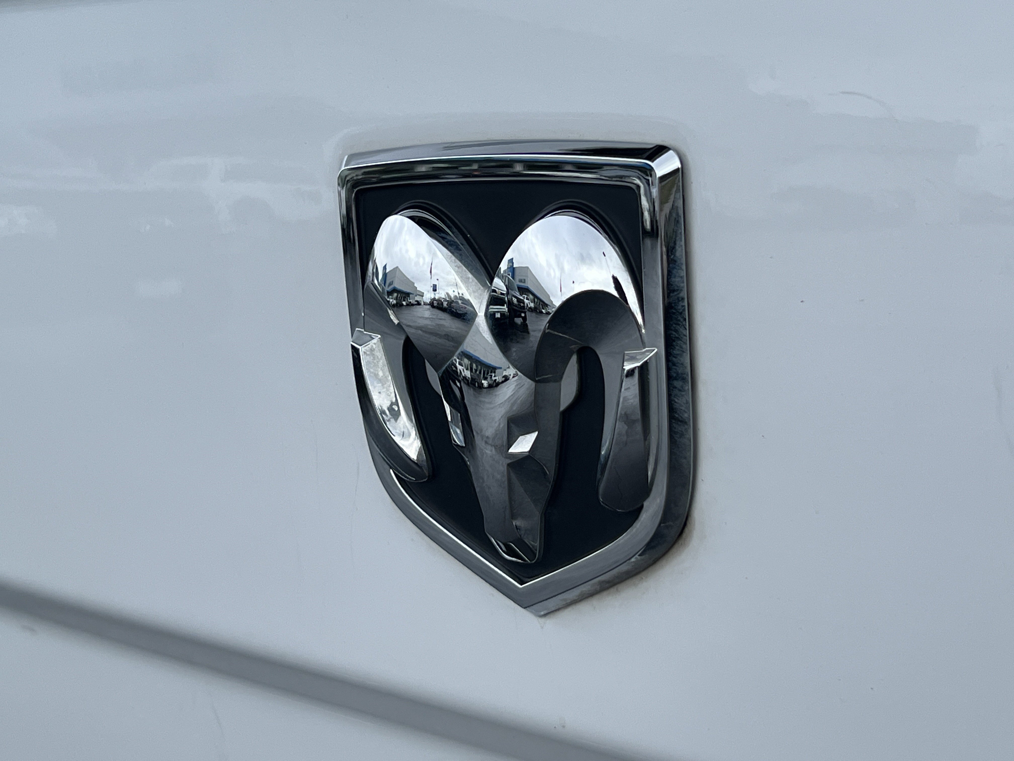 Used 2016 RAM 1500 Laramie image 8