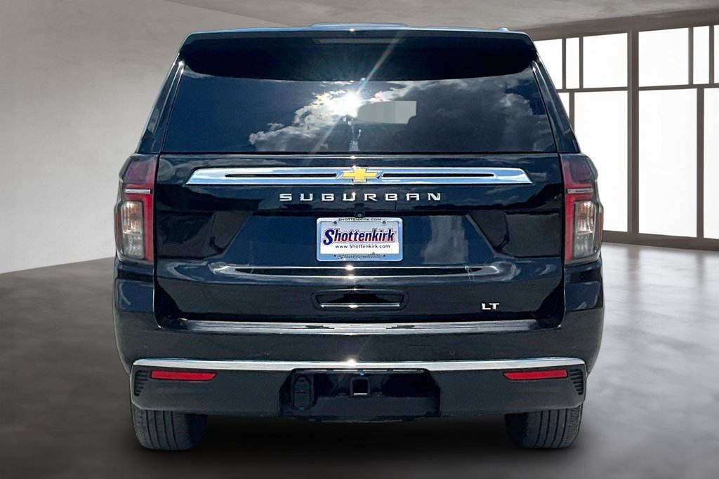 Used 2024 Chevrolet Suburban LT AWD/4WD image 5