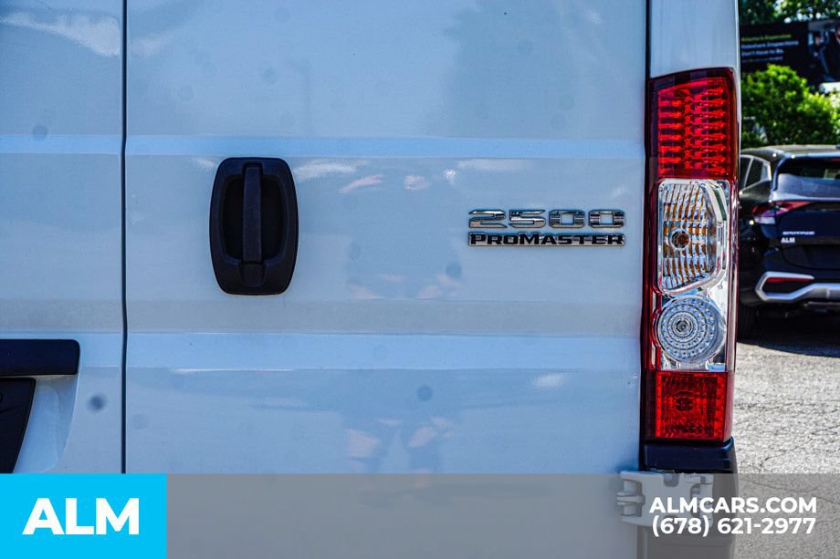 Used 2025 RAM ProMaster 2500 w/ Convenience Group FWD image 12