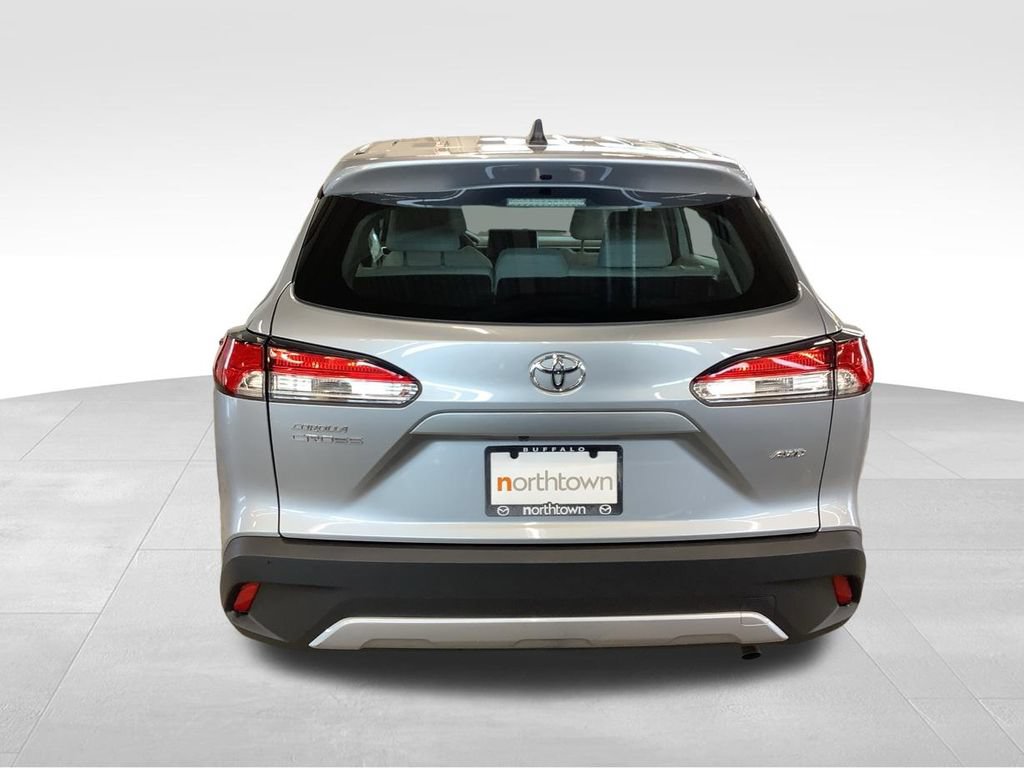 Used 2023 Toyota Corolla Cross L AWD/4WD image 25