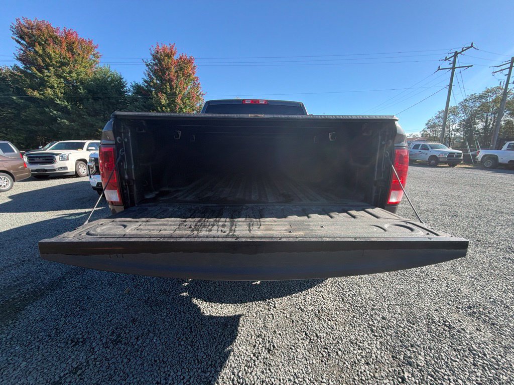 Used 2017 RAM 1500 Express AWD/4WD image 13