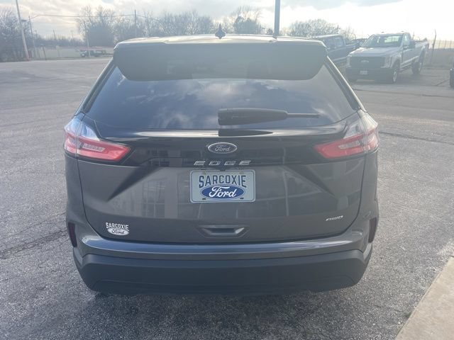 Used 2024 Ford Edge SE AWD/4WD image 6