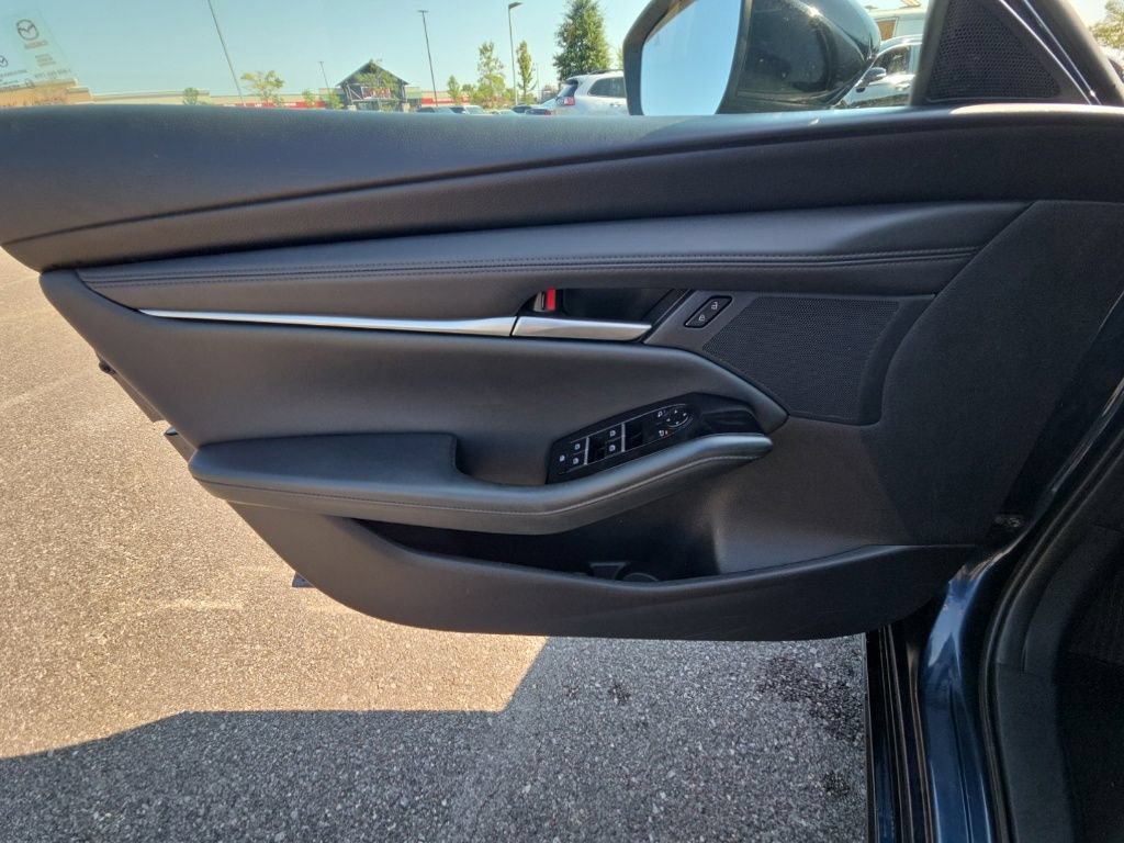 Used 2024 MAZDA MAZDA3 s FWD image 23