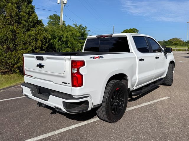 Used 2023 Chevrolet Silverado 1500 RST w/ Redline Edition AWD/4WD image 4