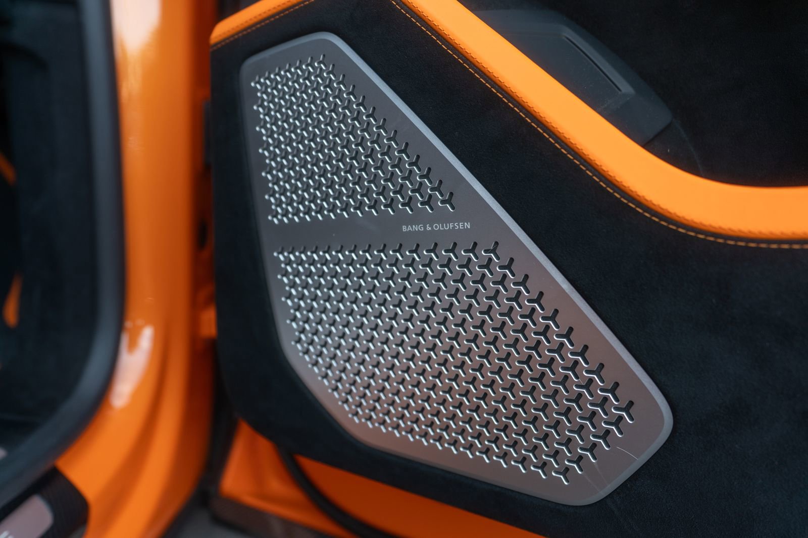 Used 2024 Lamborghini Urus Performante image 42