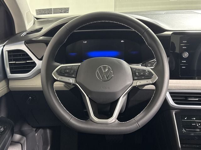 New 2026 Volkswagen Taos SE AWD/4WD image 20