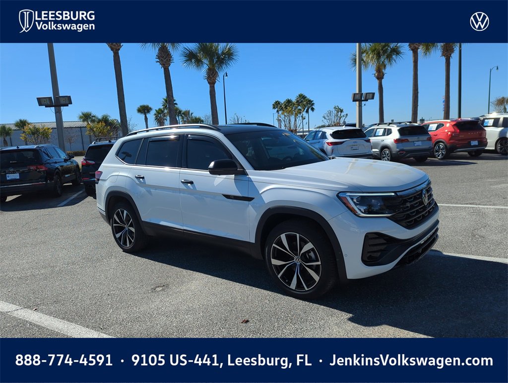 Used 2025 Volkswagen Atlas SEL Premium R-Line image 1