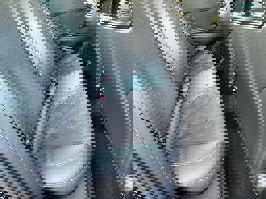 Used 2025 Hyundai Elantra N image 11