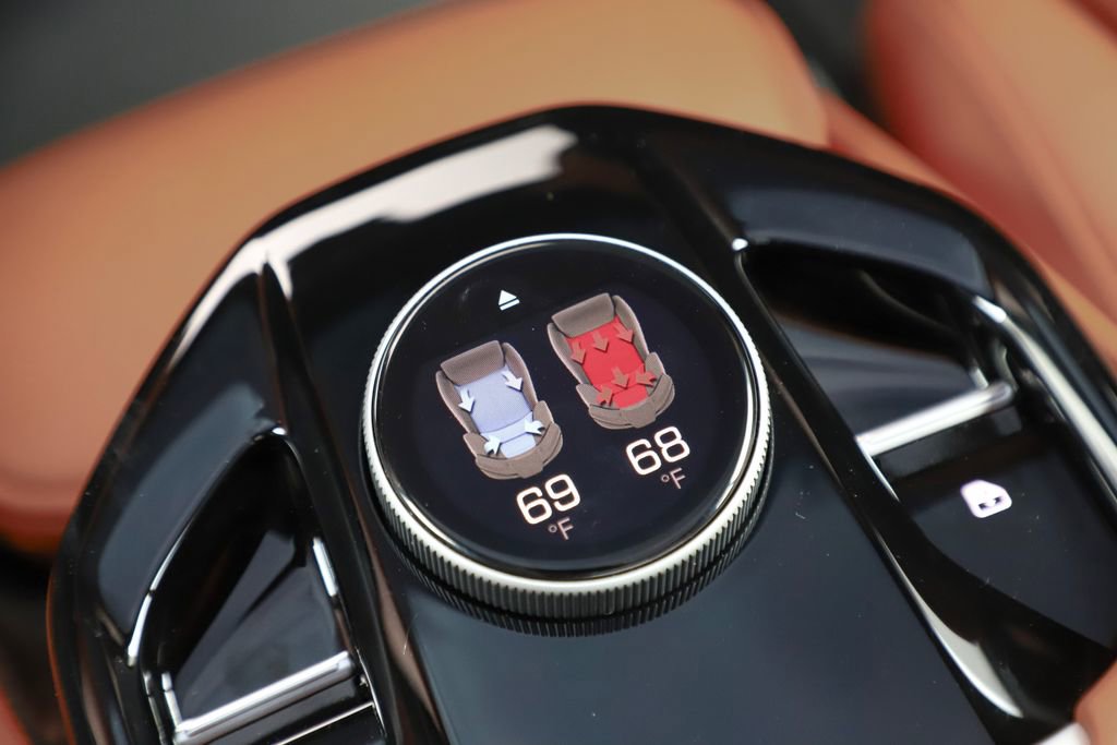 Certified 2025 Ferrari Purosangue image 64