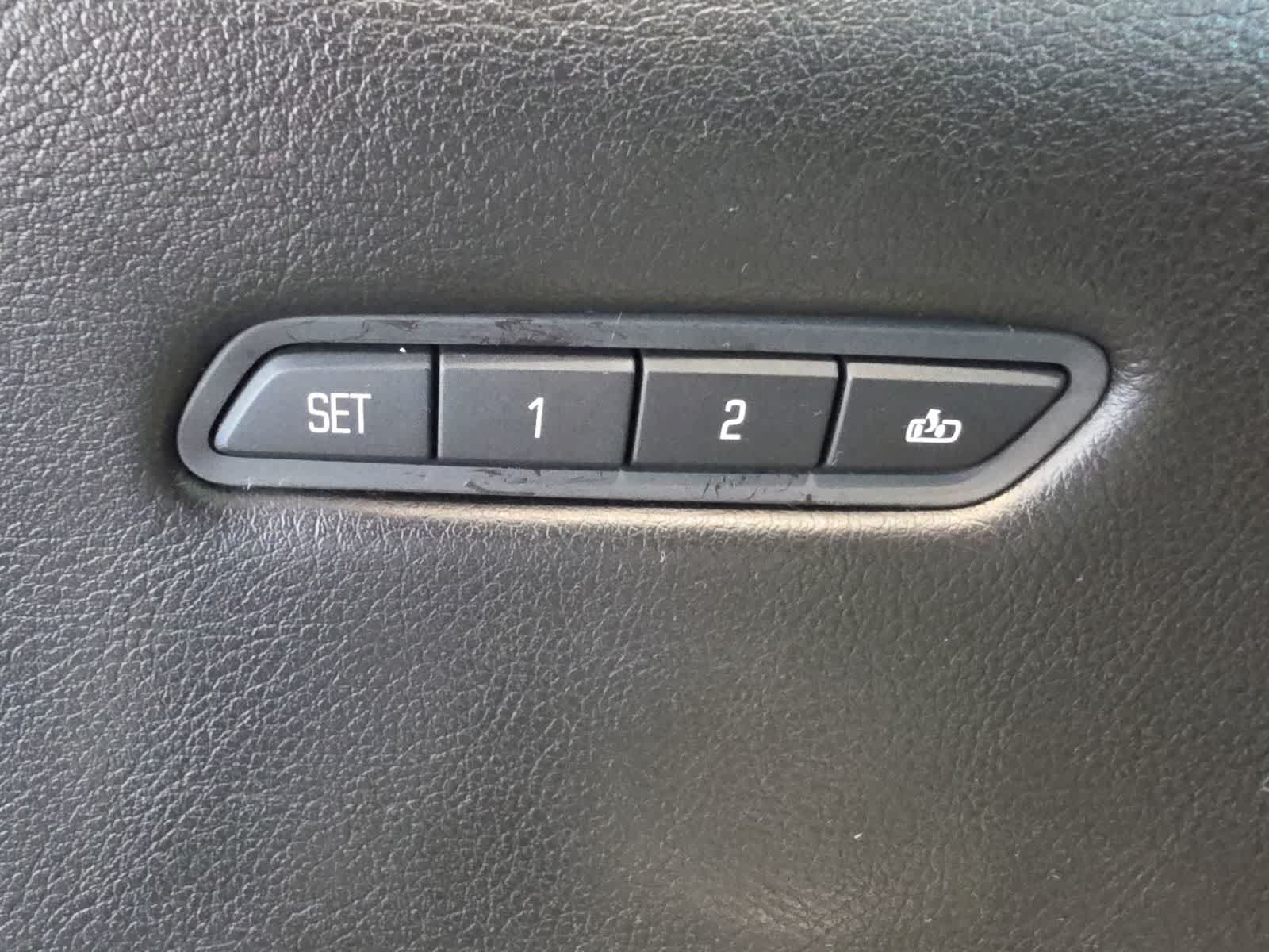 Used 2018 Cadillac XT5 Luxury AWD/4WD image 20