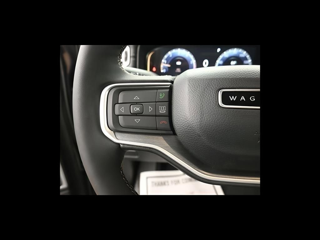 New 2025 Jeep Wagoneer Series III w/ Premium Group I image 12